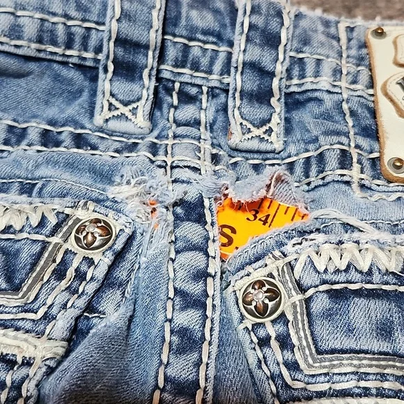 ROCK REVIVAL JARROW EMBROIDERED FLEUR-DE-LIS  FAUX-FLAP BOOT-LEG DENIM JEAN - Picture 7 of 15